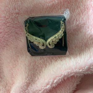 Angel wing necklace